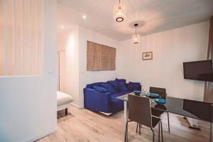 SOCOTRA - Logement Climatisé en Centre-Ville