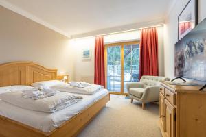 Two-Bedroom Apartment with Terrace and Balcony room in Apparthaus Sonnenberg