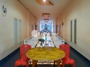 Hotel Puri Yasmin Potowanua Lasusua Mitra RedDoorz