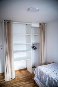 Appartements Type 3 entierement renove vue pleine mer Malo : photos des chambres