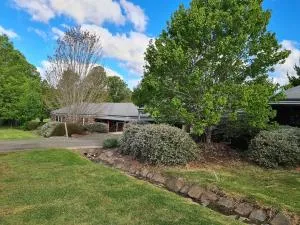 Moore Park Apartments - Guyra