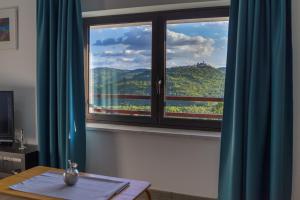 Motovun Bellevue - amazing view, comfortable