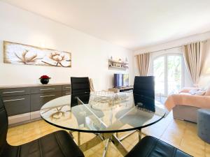 Charmoso apartamento em zona calma com piscina #1879