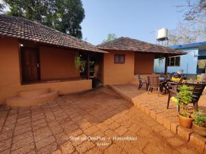 Kudil Mud Cottages, Cheemeni