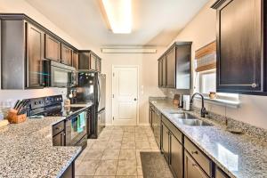 Modern Poncha Springs Townhome with Mtn Views!