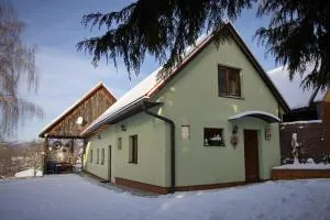 Privat Mako - Trstené