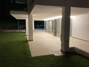 Canyamel modern apartment pool & 360º roof-terrace in 3rd floor letter A