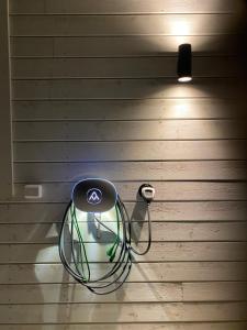 Modern Lapland Cottage with Outdoor Sauna & BBQ Hut