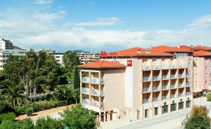 Hotels ibis Hyeres Centre : photos des chambres