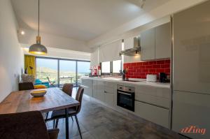 2 Bed Apartment with Distant Sea and Country Views