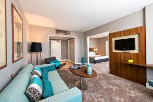 Hotels Holiday Inn Nice, an IHG Hotel : photos des chambres