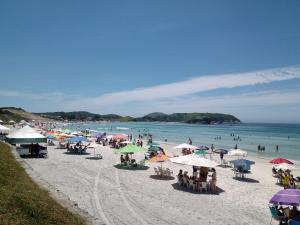 Casa conceito aberto aconchegante, perto de tudo e com garagem 64m2