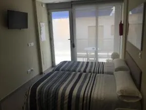 Apartamentos Turisticos Maria Guerrero - Палос