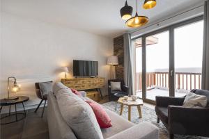 Appart'hotels TERRESENS - Le Hameau de Barthelemy : Appartement Duplex 3 Chambres (6 Adultes) avec Accès au Spa