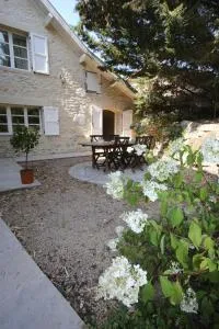 Siccieu - Au Clair de la Pierre - Siccieu-Saint-Julien-et-Carisieu