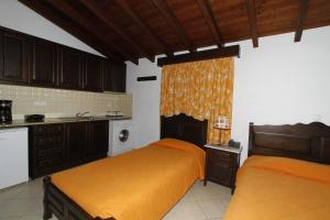 One-Bedroom Apartment (2 Adults)
