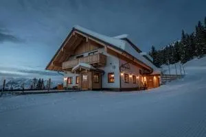 d'Genussalm by Alpine Genusswelten - Sattenthal Alm