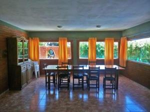 El Rancho Casa de Campo Exclusiva en Villa de Las Rosas Los impuestos que figuran en la publicación no se cobran