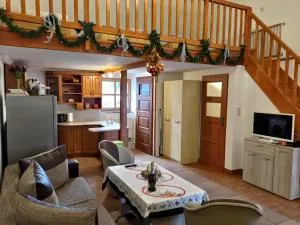 Bogate Studio - Sienna