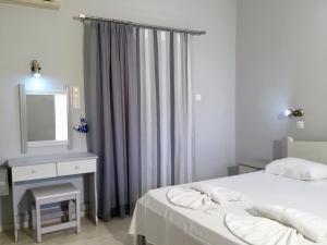 One-Bedroom Apartment room in Plubis Studios