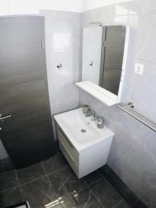 Apartments Lopac Jadranovo