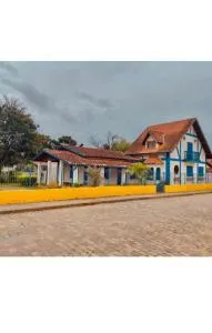 Passa Quatro- CASA INTEIRA RUSTICA para até 9 pessoas - Serraria