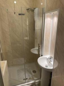 Cosy Regency Studio Apartment