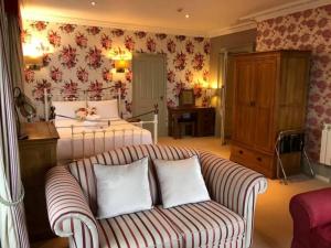 Superior Suite with Sea View room in Seawood Hotel