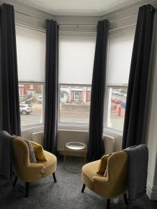 Large Twin Room room in Oak Alyn Hotel