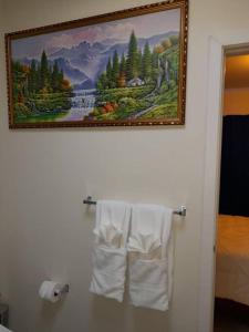 Retreat by the Beach Lovely New 2 Bedroom