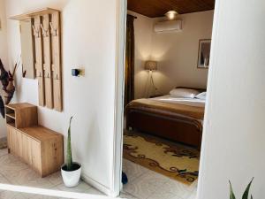 Mia Guest House - Entire home with balcony & garden