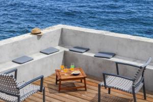 Maisons de vacances Maison de 3 chambres a Erbalunga a 10 m de la plage avec vue sur la mer jardin clos et wifi : photos des chambres