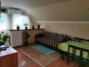 Napsugár Apartman
