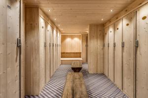 Appart'hotels HOTEL LE VAL D'ISERE : photos des chambres