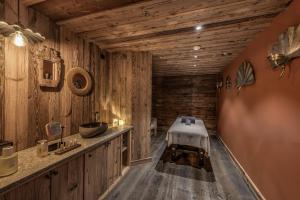 Appart'hotels HOTEL LE VAL D'ISERE : photos des chambres