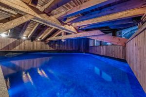 Appart'hotels HOTEL LE VAL D'ISERE : photos des chambres