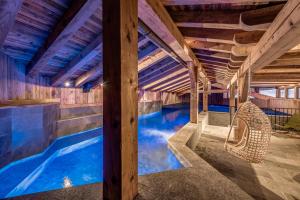 Appart'hotels HOTEL LE VAL D'ISERE : photos des chambres