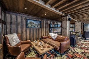 Appart'hotels HOTEL LE VAL D'ISERE : photos des chambres