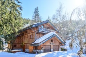 obrázek - Chalet Titania, 12 person chalet with 6 ensuite bedrooms and outdoor jacuzzi in La Tania