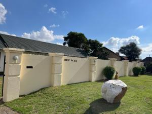 House 210 holiday rentals