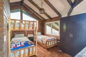 Mansion Dubai-Mountain-Jacuzzi-4BR-Jamaca De Dios