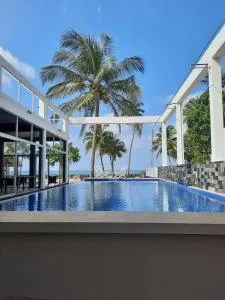 Saara Beach Hotel - Madampe