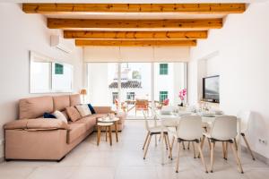 Villa La Plaza by Escape Home