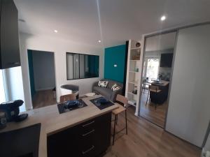 Appartements Inviting 1-Bed Apartment in Grezieu-la-Varenne : photos des chambres