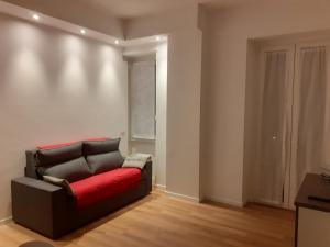 Bilocale 7 piano balcone vista skyline