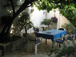 Studio apartment in Novi Vinodolski with terrace, air conditioning, WiFi 4208-1