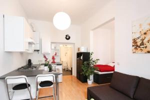 NEW ShalalaLiving Vienna - Cosy Home Meidlinger Markt KG12