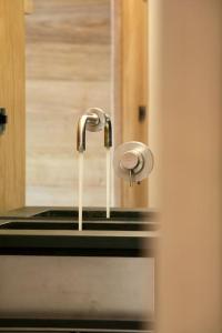 Artsy Luxurious Ski-In-Out-Chalet