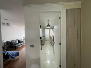 Amplio Departamento - Edificio Tranquilo