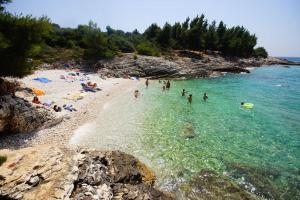 Studio apartment in Premantura with sea view, air conditioning, WiFi, washing machine 3352-30